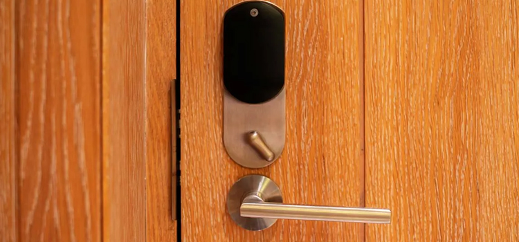 Automatic Locking Door Knob St. John's